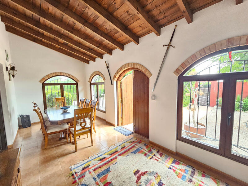 4 bedroom Villa for sale
