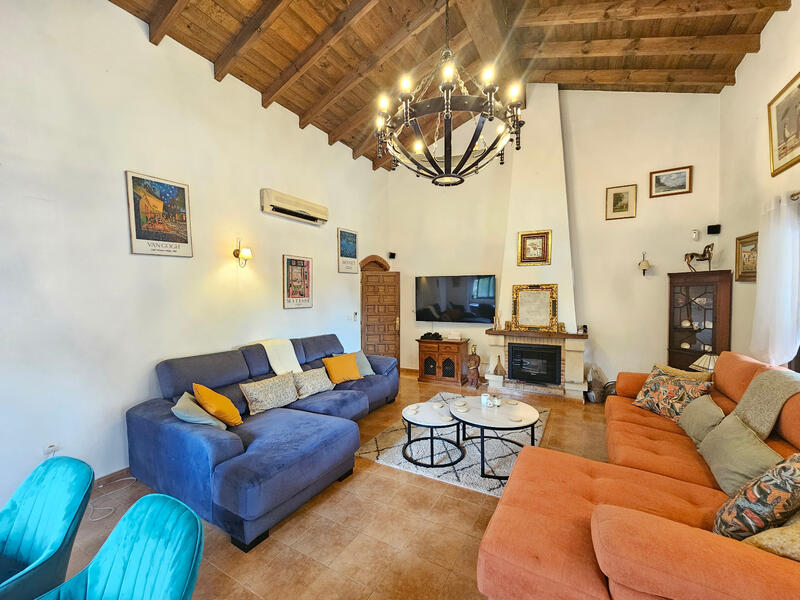 4 bedroom Villa for sale