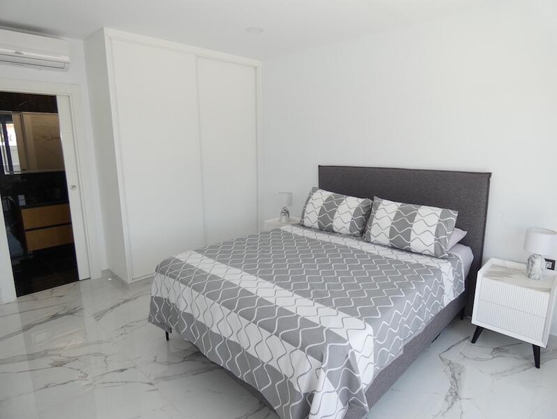 4 bedroom Villa for sale