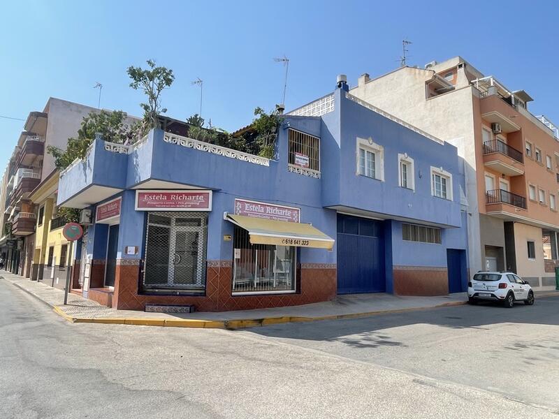 Byhus til salg i Rojales, Alicante