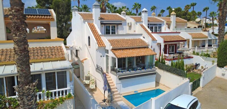 2 bedroom Villa for sale