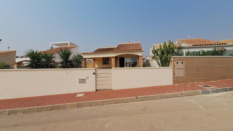 2 bedroom Villa for sale