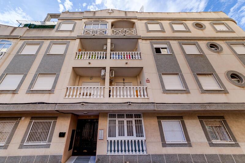 1 bedroom Apartment for sale