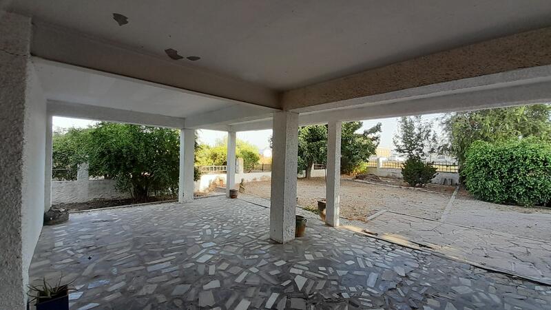 5 bedroom Apartment for sale