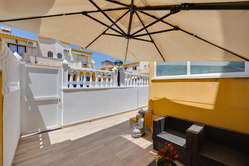 3 bedroom Townhouse for sale