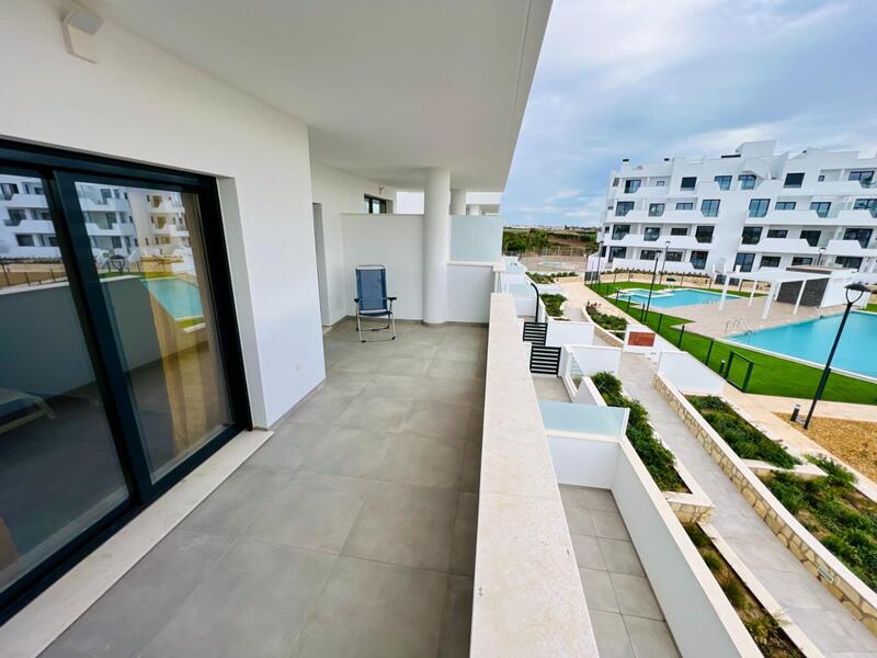 Villa til salgs i Los Alcazares, Murcia