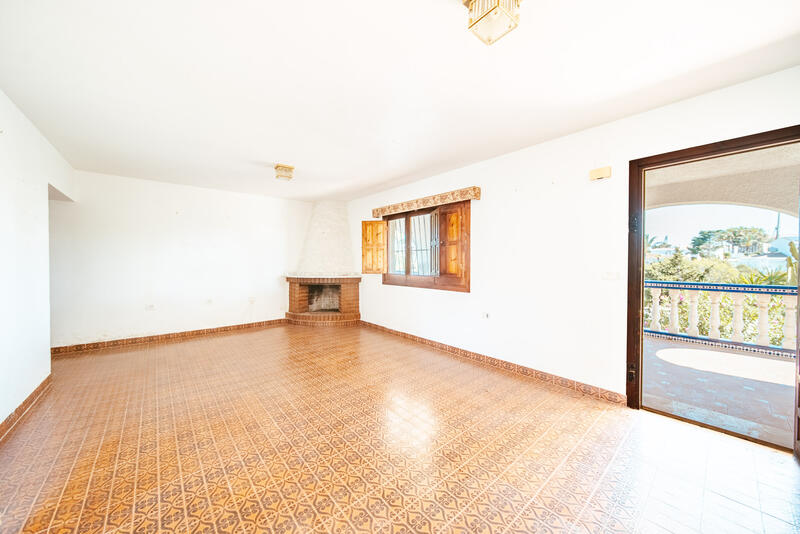 4 Cuarto Villa en venta