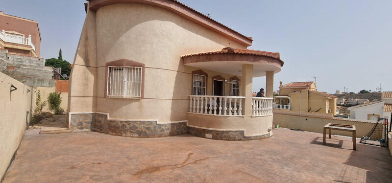 3 bedroom Villa for sale