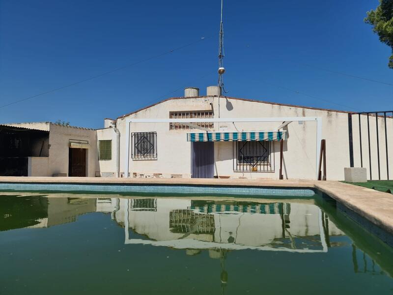Auberge à vendre dans Sax, Alicante