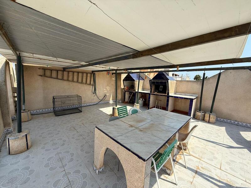 2 Schlafzimmer Stadthaus zu verkaufen