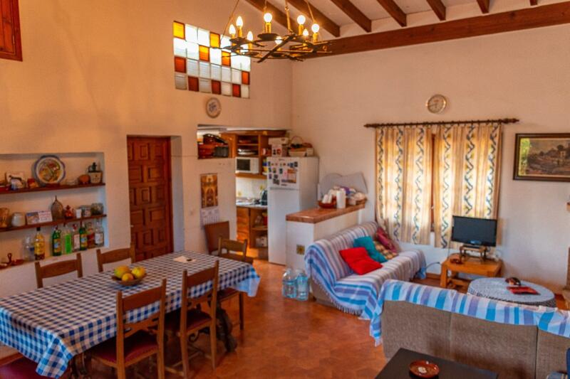2 Schlafzimmer Landhaus zu verkaufen