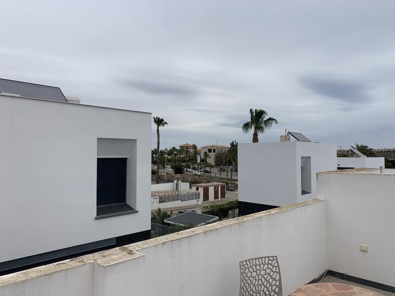 2 bedroom Villa for sale
