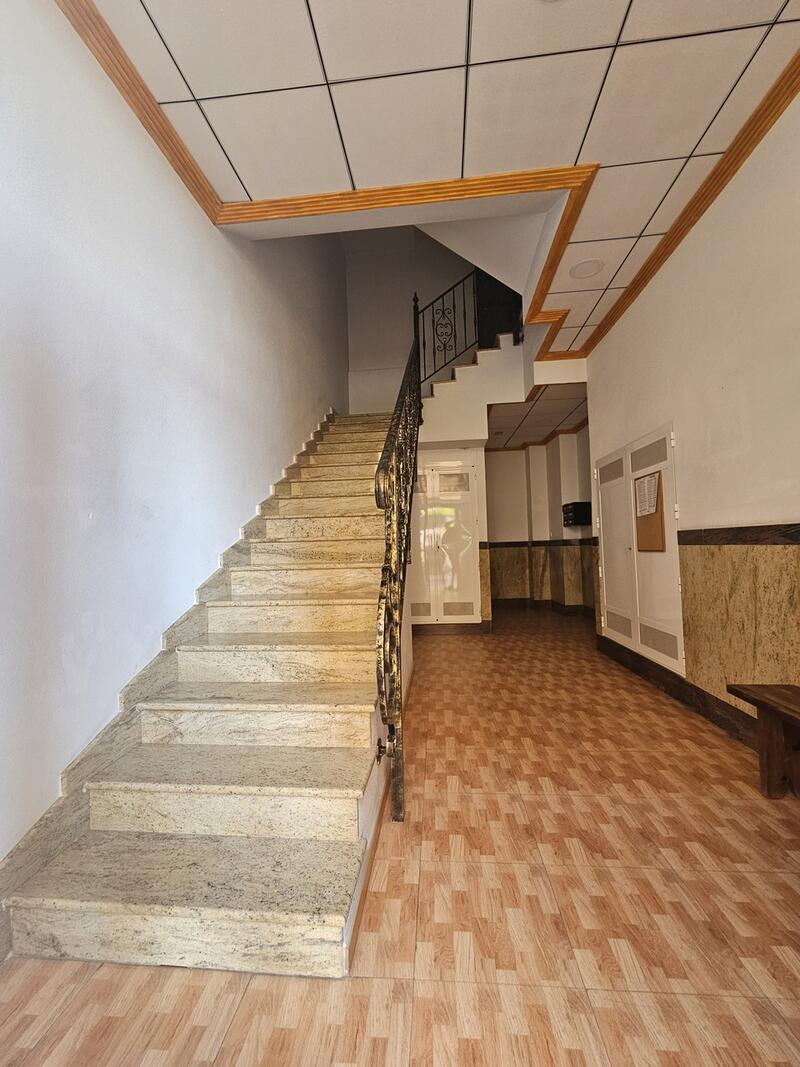 2 спальная комната квартира продается