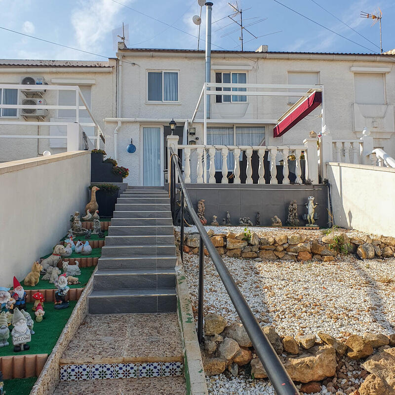Adosado en venta en Torrevieja, Alicante
