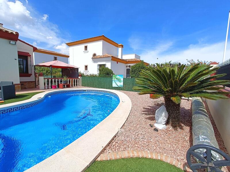 3 Cuarto Villa en venta
