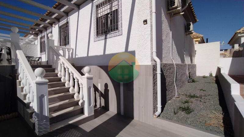 2 bedroom Villa for sale