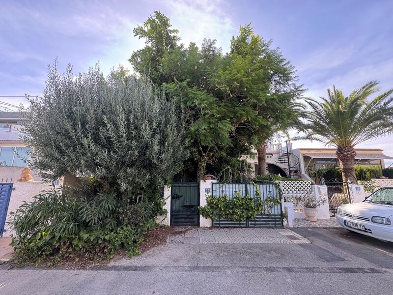 Villa til salgs i Ciudad Quesada, Alicante