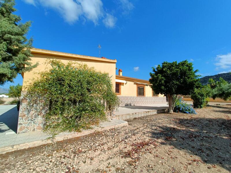 4 Schlafzimmer Villa zu verkaufen