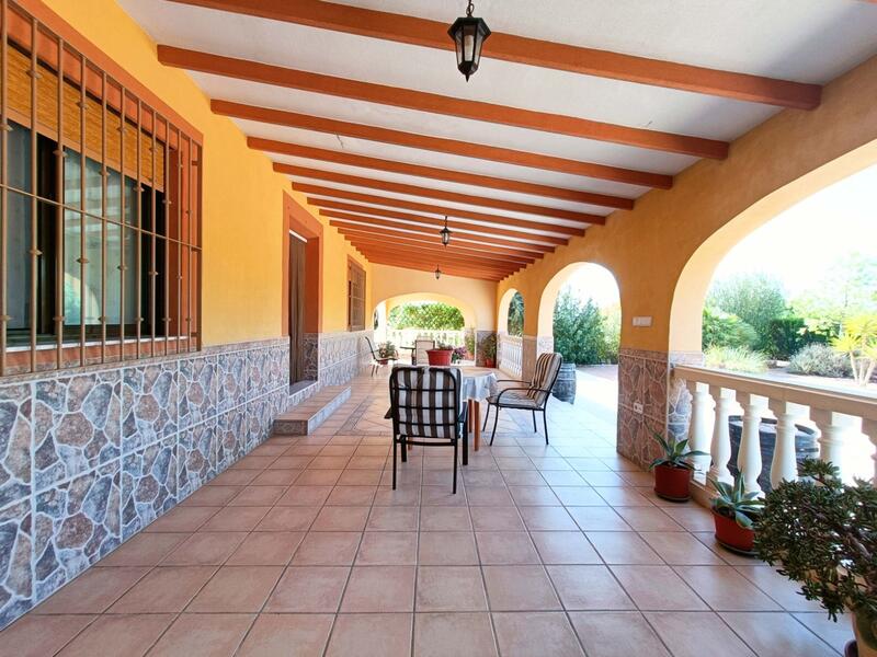 4 Schlafzimmer Villa zu verkaufen