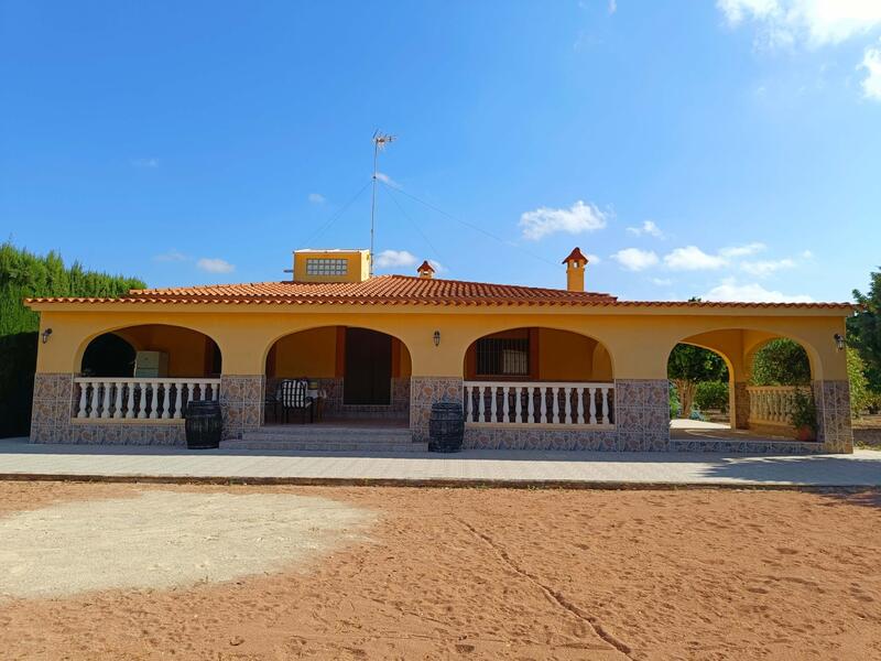 4 Schlafzimmer Villa zu verkaufen