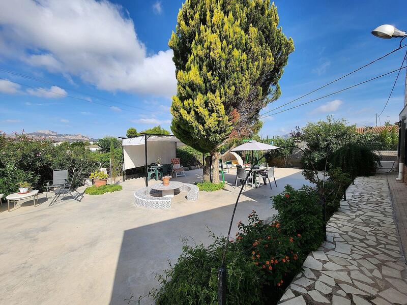 4 bedroom Villa for sale