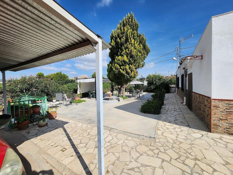 4 bedroom Villa for sale