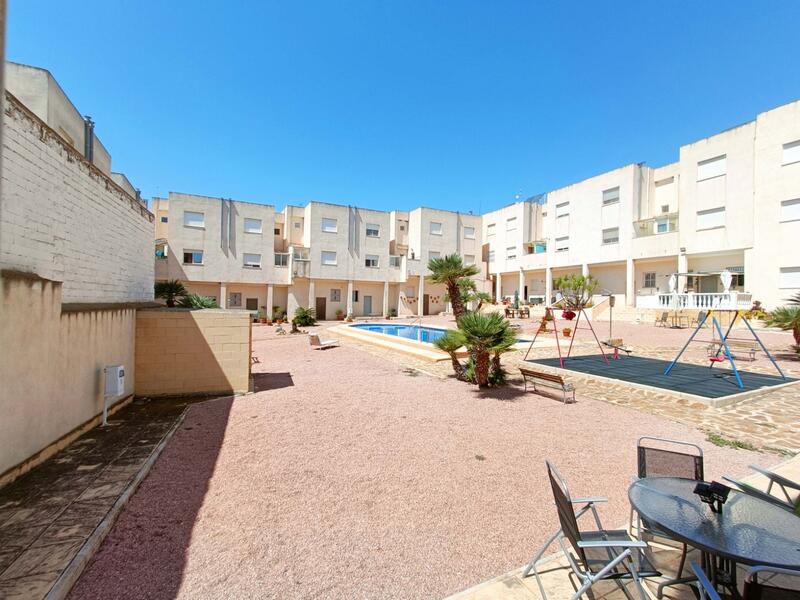 3 bedroom Apartment for sale
