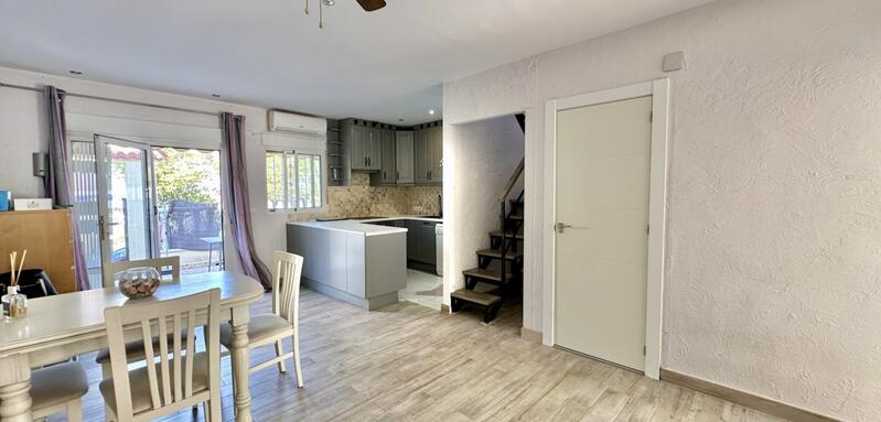 2 Schlafzimmer Stadthaus zu verkaufen
