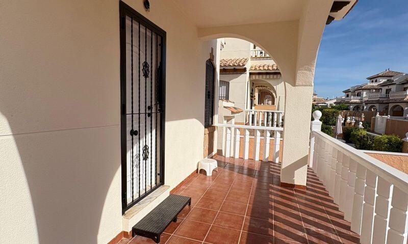 2 bedroom Duplex for sale