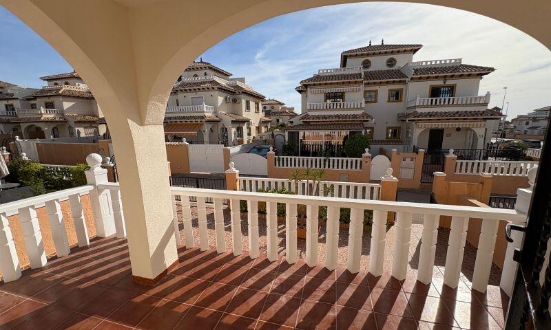 2 bedroom Duplex for sale