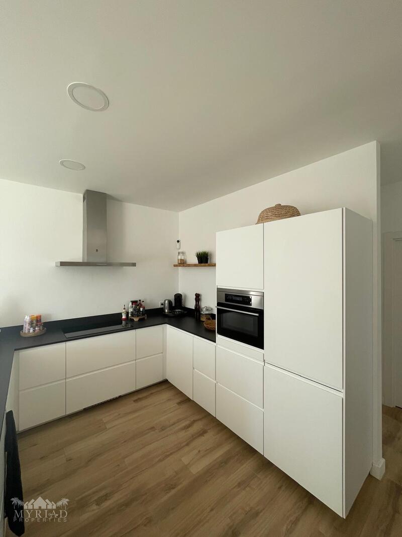 3 bedroom Townhouse for sale