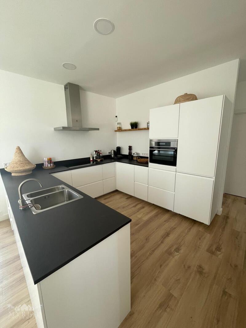 3 bedroom Townhouse for sale