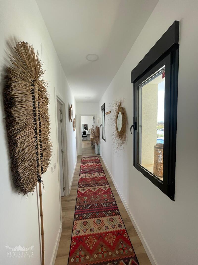 3 bedroom Townhouse for sale