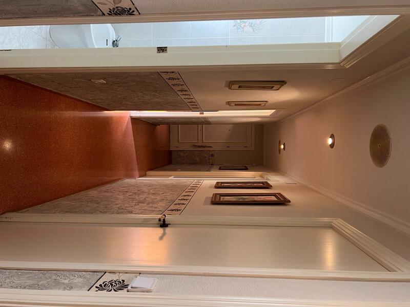 4 bedroom Apartment for sale