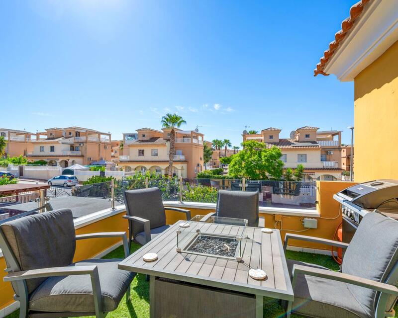 3 Cuarto Villa en venta