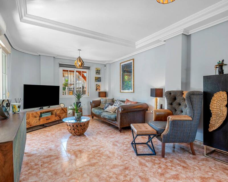 3 Cuarto Villa en venta