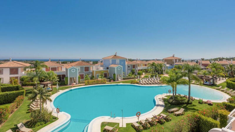 Townhouse for sale in Hotel Atalaya Park, Málaga
