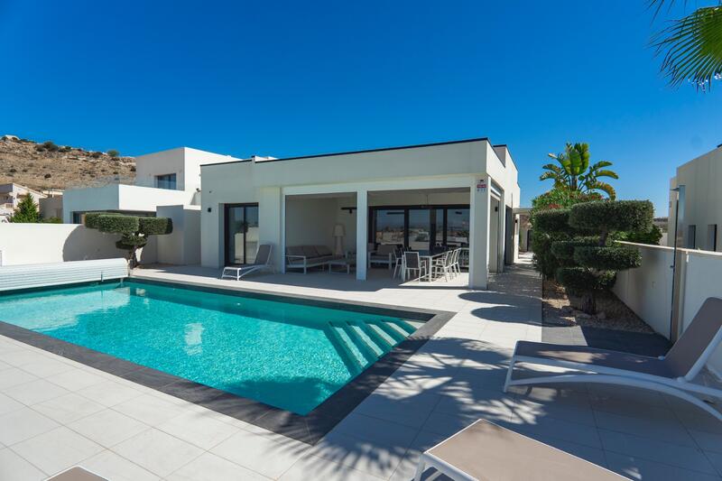 4 bedroom Villa for sale