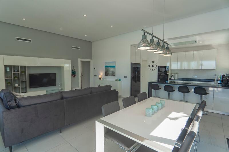 4 bedroom Villa for sale