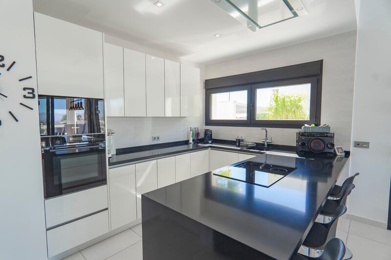 4 bedroom Villa for sale