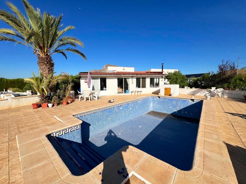 2 bedroom Villa for sale