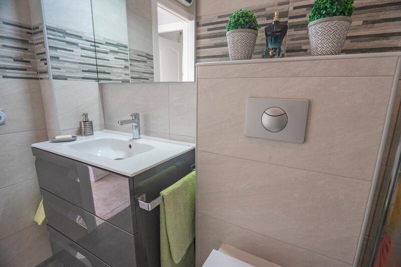 2 bedroom Townhouse for sale