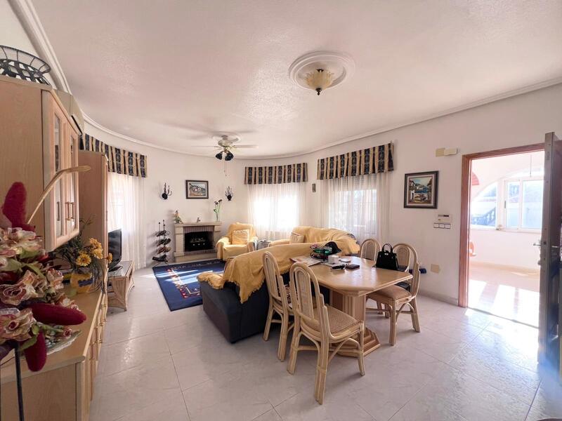 3 Cuarto Villa en venta