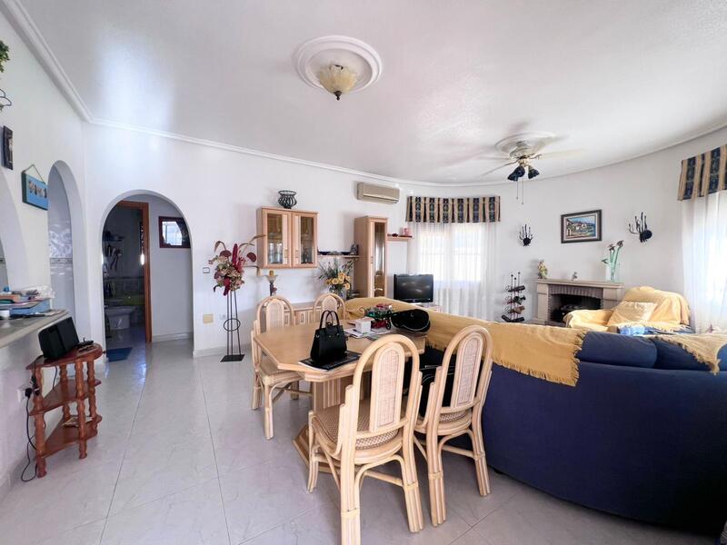 3 Cuarto Villa en venta