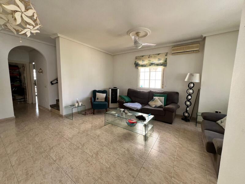 3 Cuarto Villa en venta