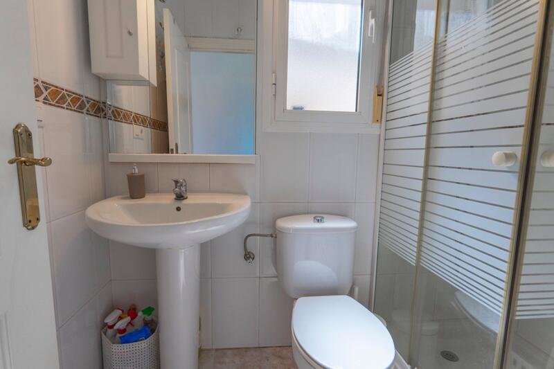 2 Cuarto Villa en venta