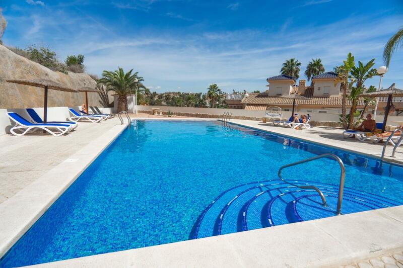 2 Cuarto Villa en venta