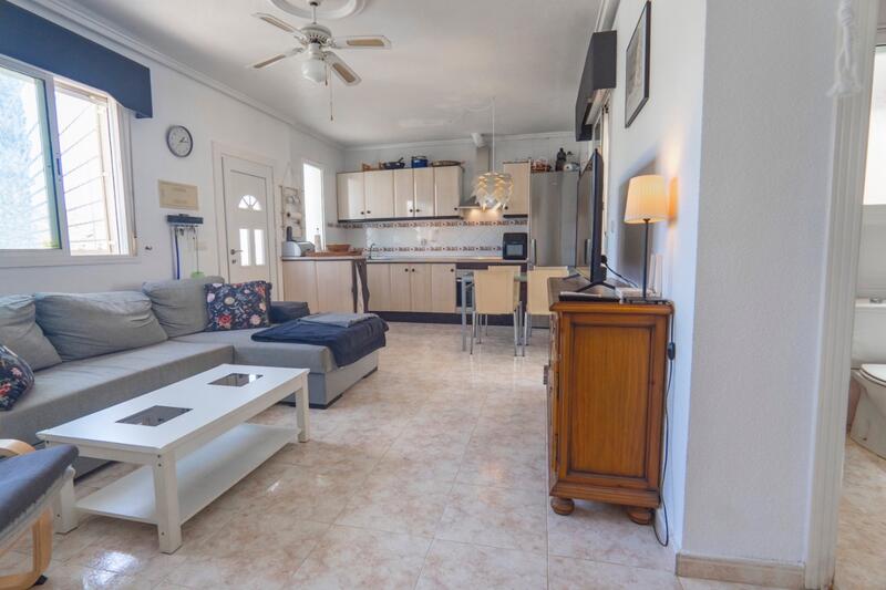 2 Cuarto Villa en venta