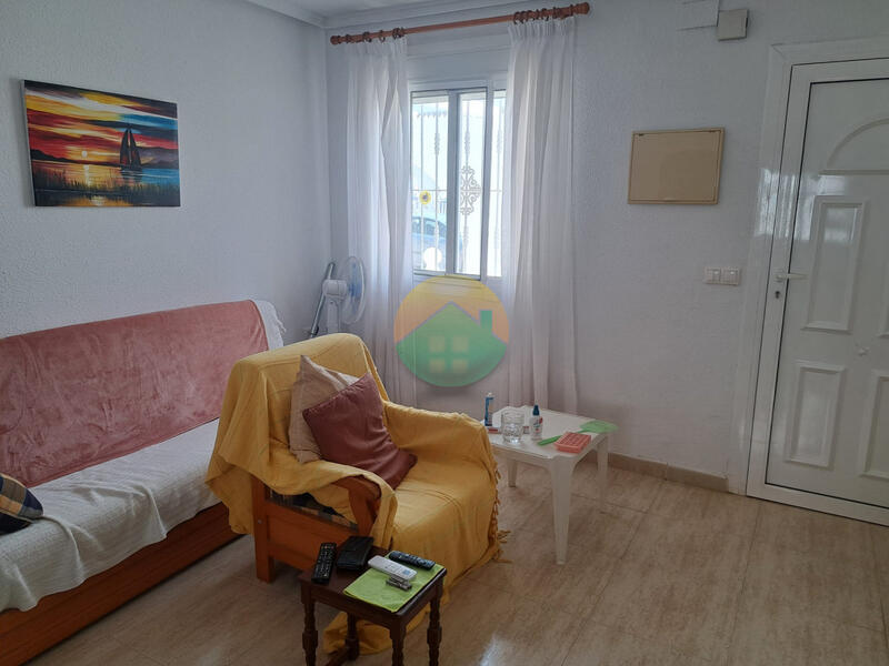 2 Cuarto Villa en venta