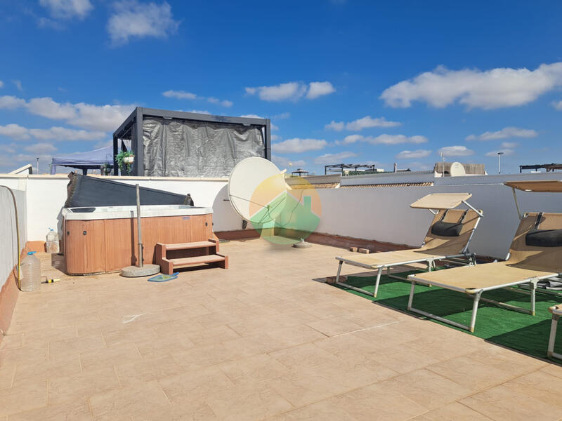 2 Cuarto Villa en venta